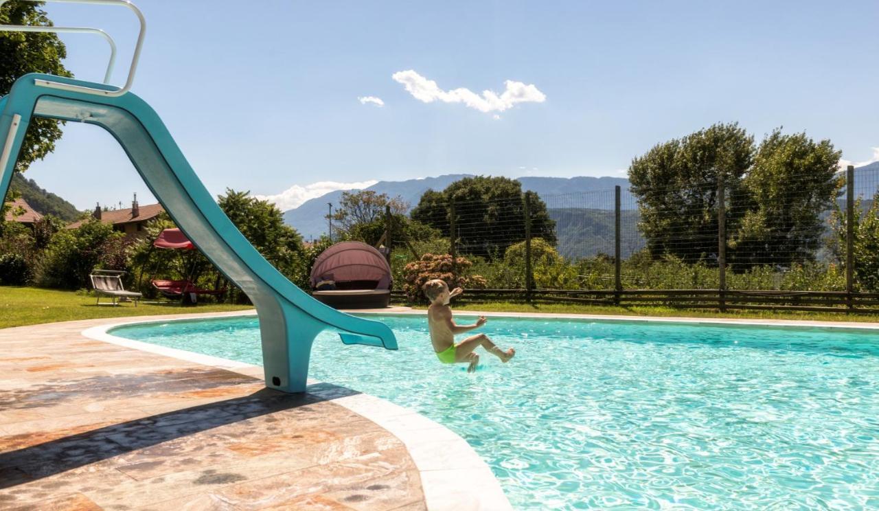 Hotel Garni Gruener Baum Лаивес Екстериор снимка