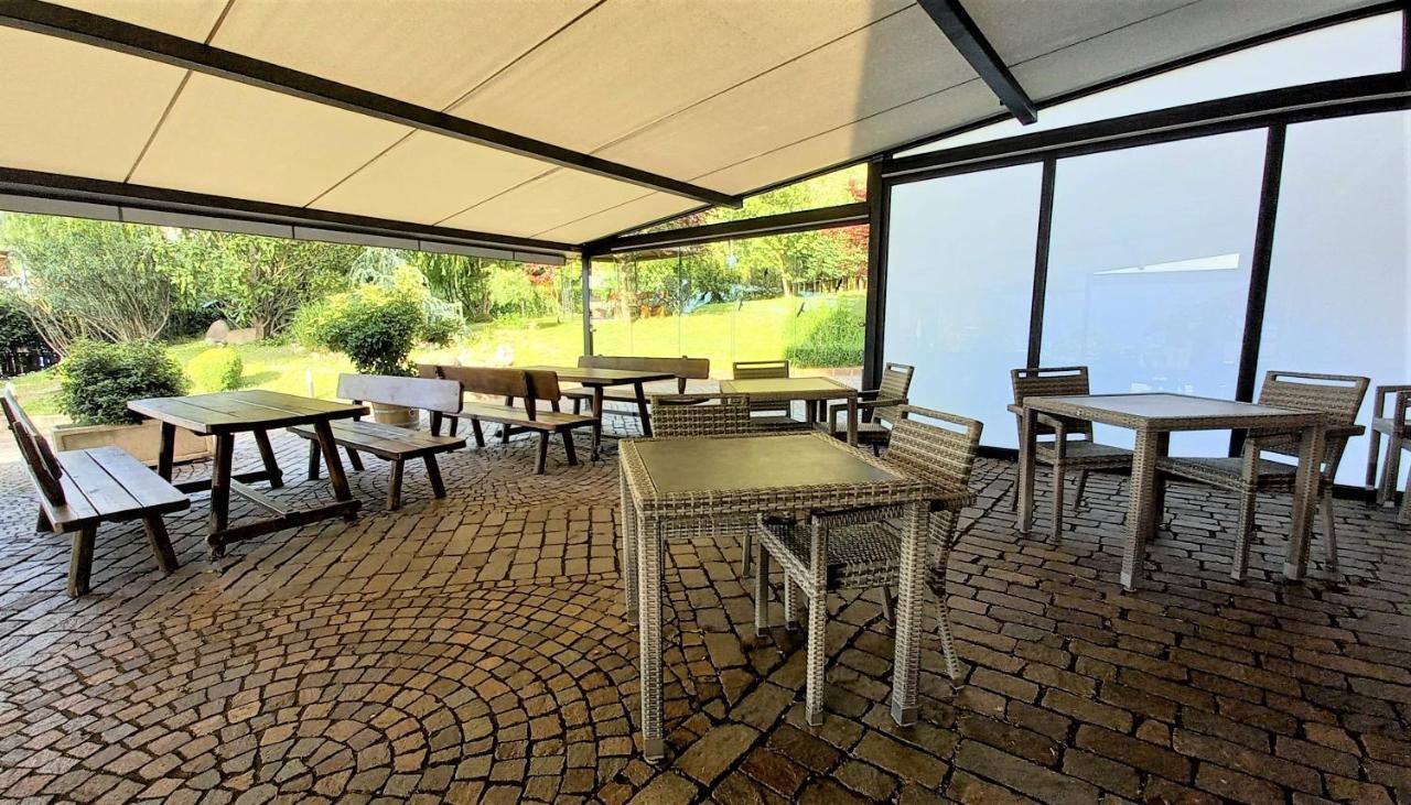 Hotel Garni Gruener Baum Лаивес Екстериор снимка