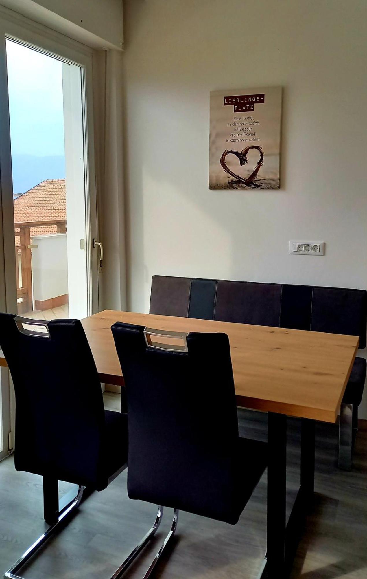 Hotel Garni Gruener Baum Лаивес Екстериор снимка