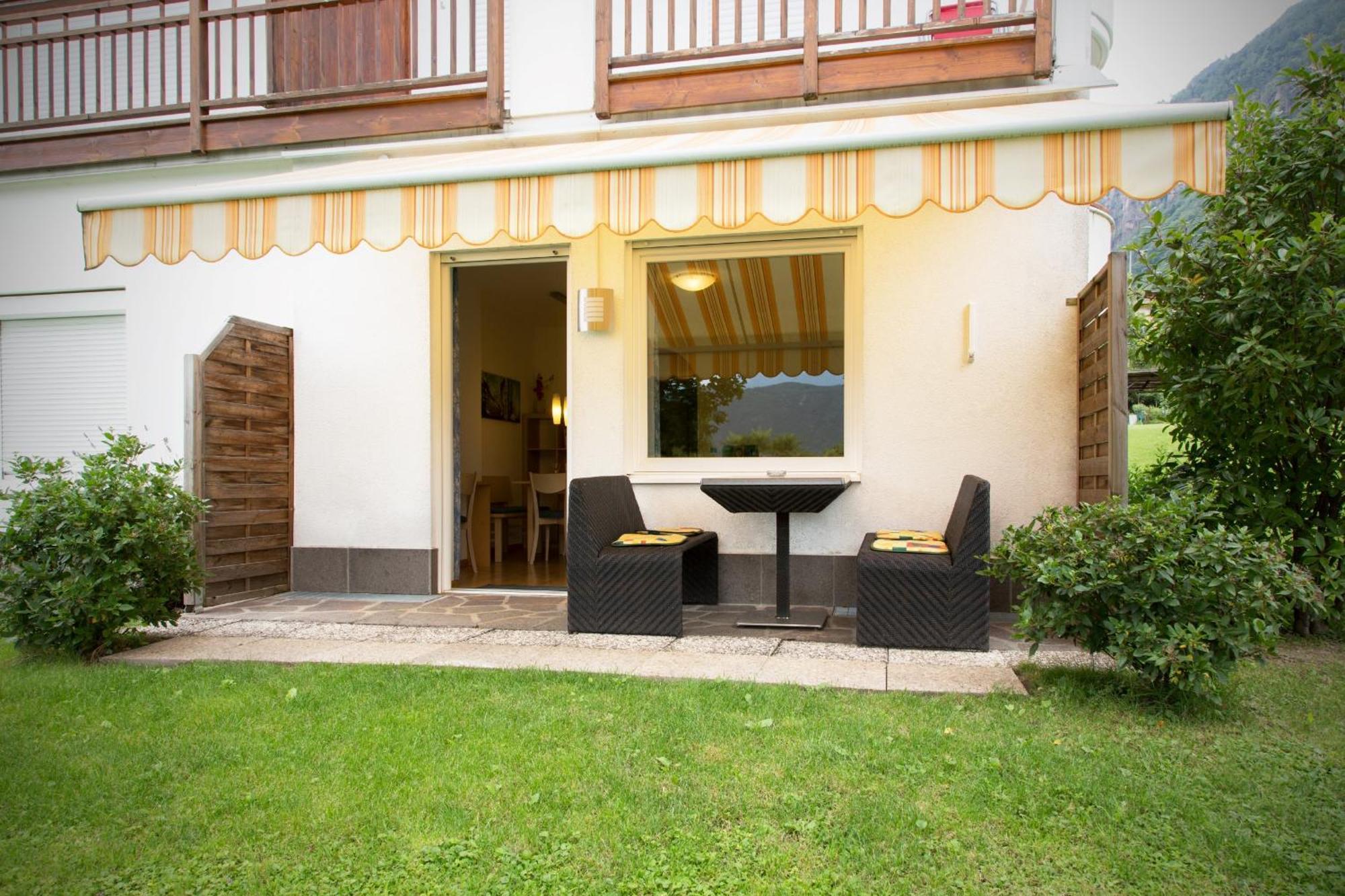 Hotel Garni Gruener Baum Лаивес Екстериор снимка